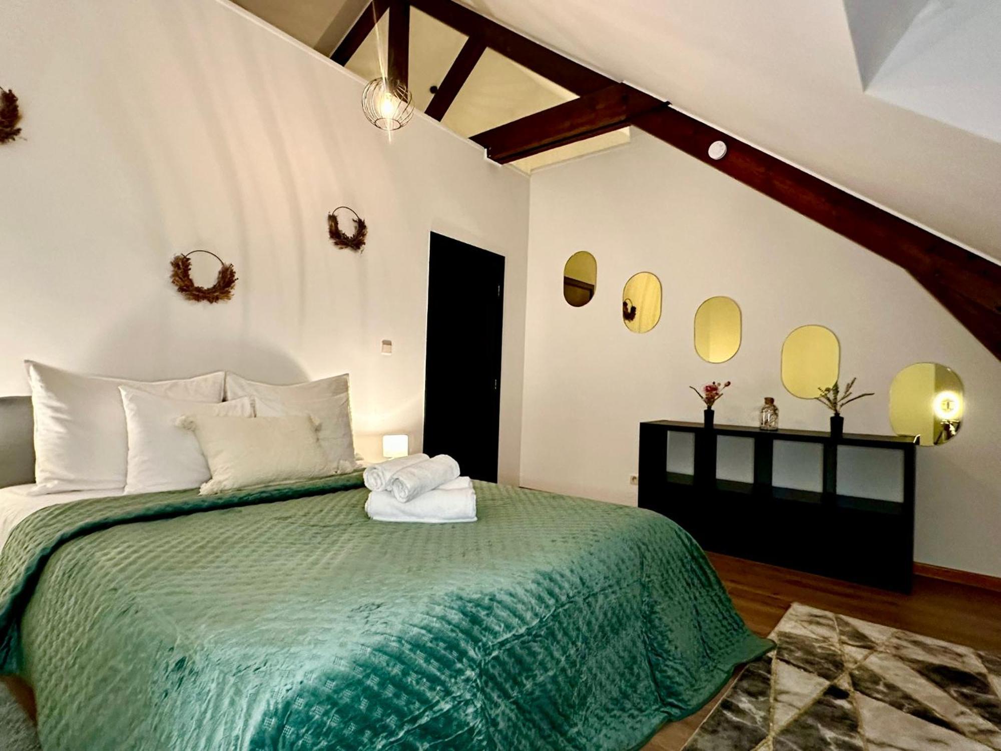 Luxury Suites Stay By Rikas Hotels Anvers Extérieur photo